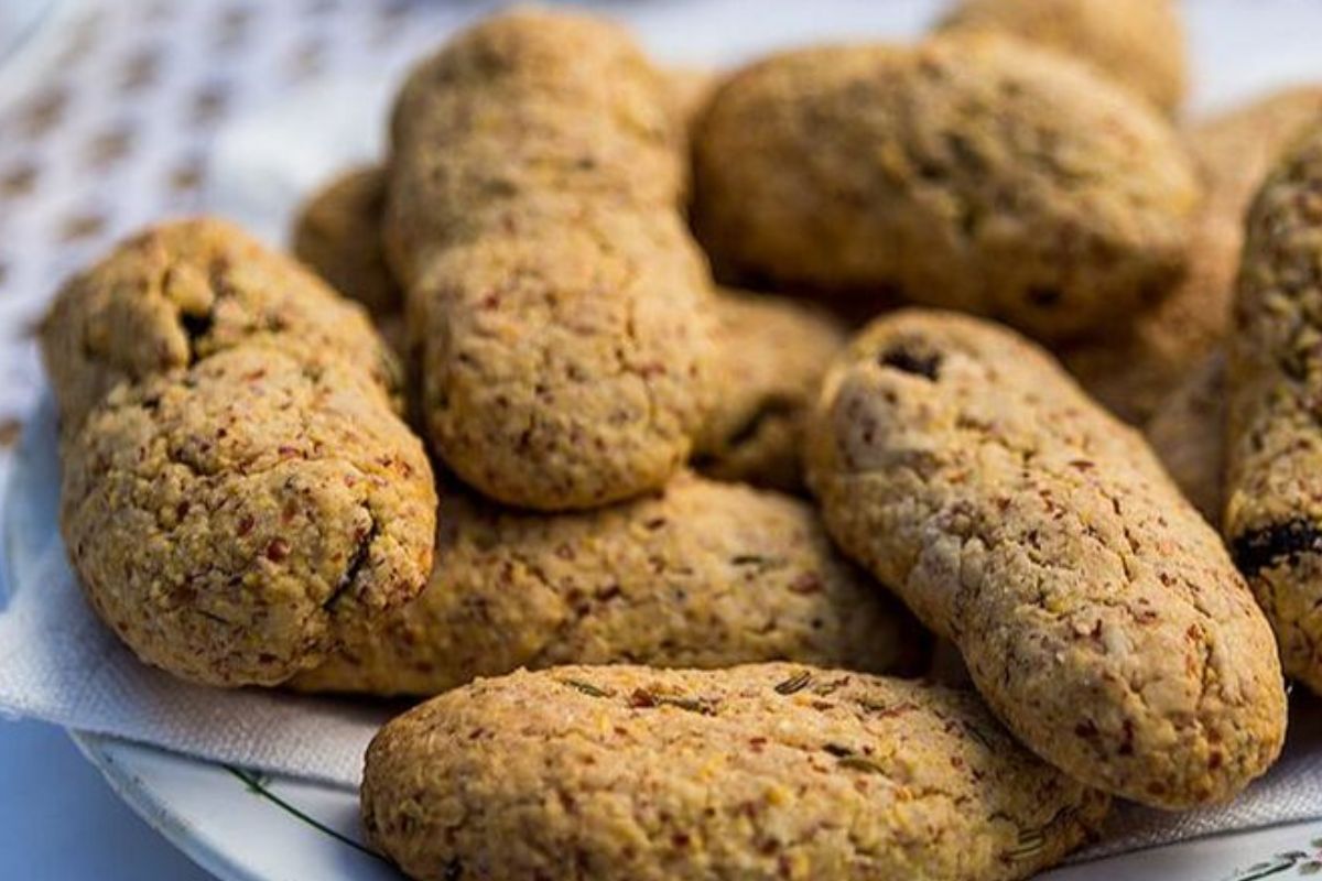 Piatto di Pan ëd Melia, i dolci tipici del Gusto di Meliga a Chiusa di San Michele